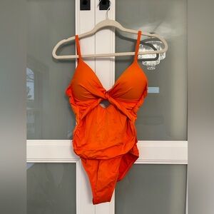 La Blanca Women’s Orange Swimsuit